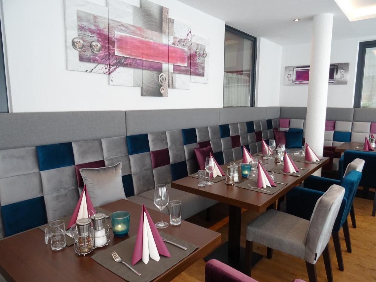 Hotel Restaurant Rosengarten Цел ам Цилер Екстериор снимка